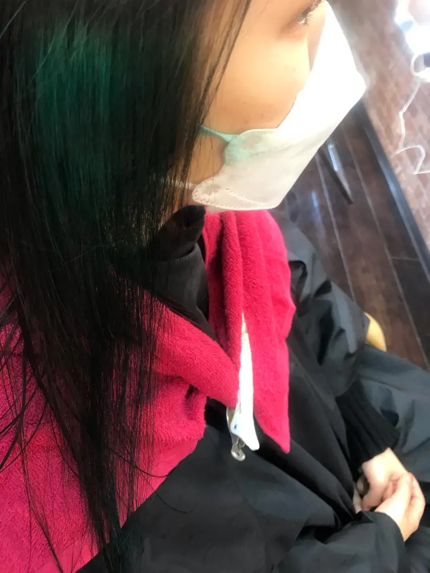 セミロング カラー 桧山 真のヘアスタイル