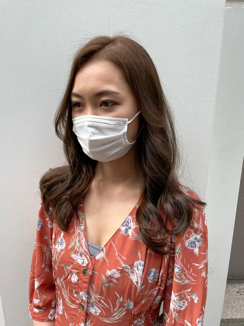 セミロング カラー ベージュカラー ブラウンカラー ケアカラー ピンクカラー ピンクブラウン カット ヘアカラー 天野 瑠真のヘアスタイル
