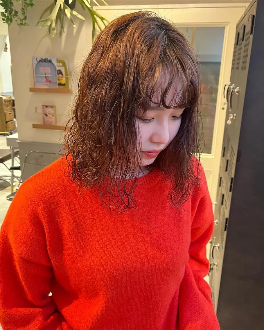 ミディアム パーマ SIKI yuuna レイヤーカット🪽のヘアスタイル