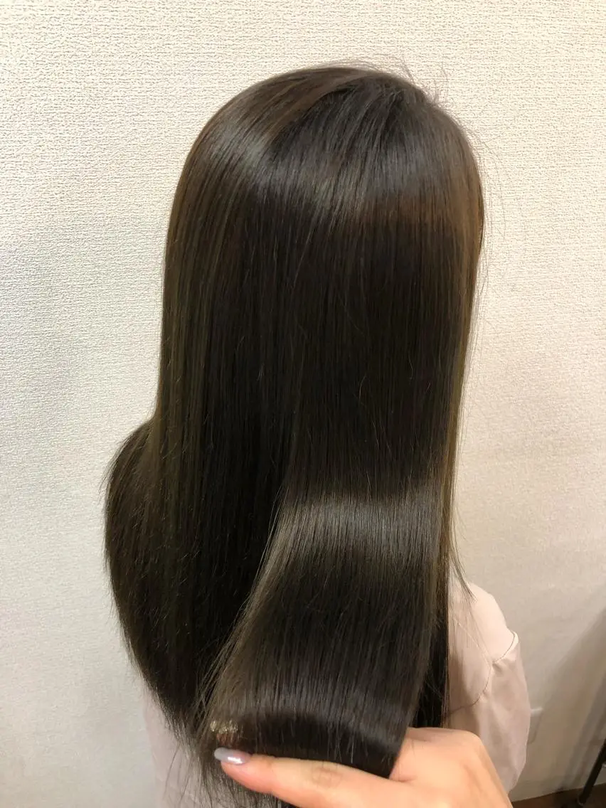 ロング カラー SHIORI💜口コ ミNo.1艶カラーのヘアスタイル