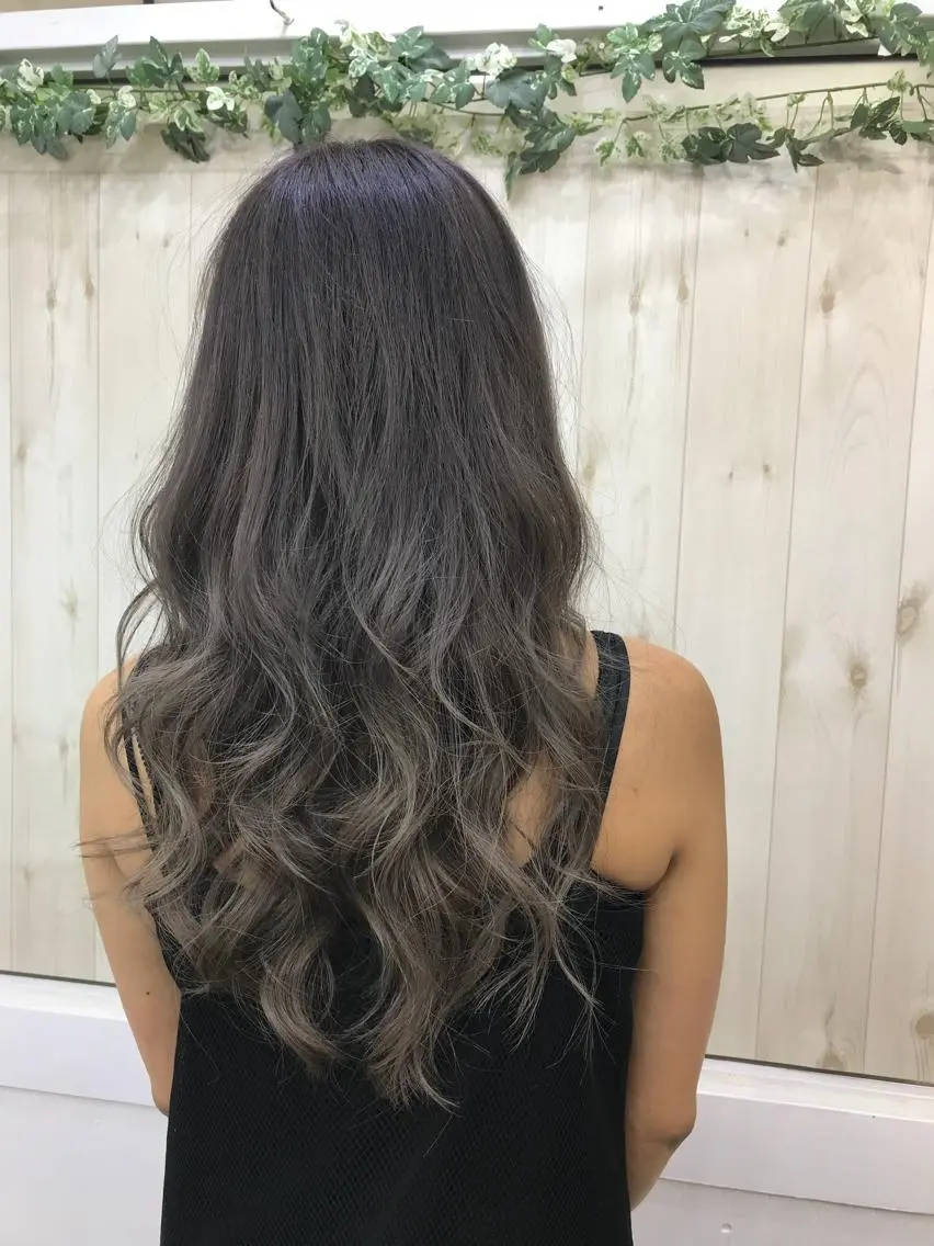 ロング カラー 🌱透明感カラー☘️ TOYO🌱のヘアスタイル