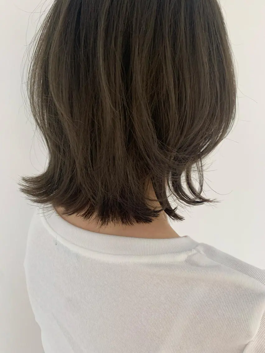 ミディアム カラー Takahashi Yuriのヘアスタイル