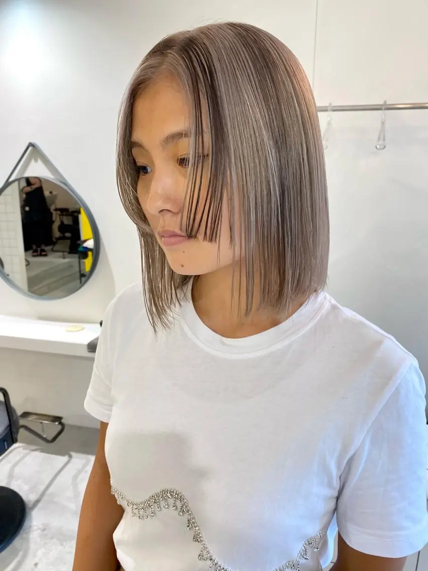 ショート カラー カット ヘアカラー natsune /レイヤーカットのヘアスタイル