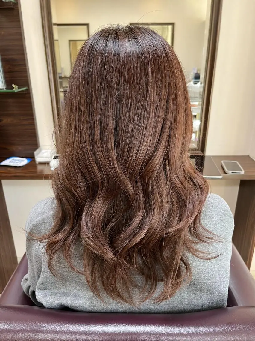 セミロング アッシュ レイヤーカット トリートメント カット ヘアカラー トリートメント 澤崎 希望のヘアスタイル