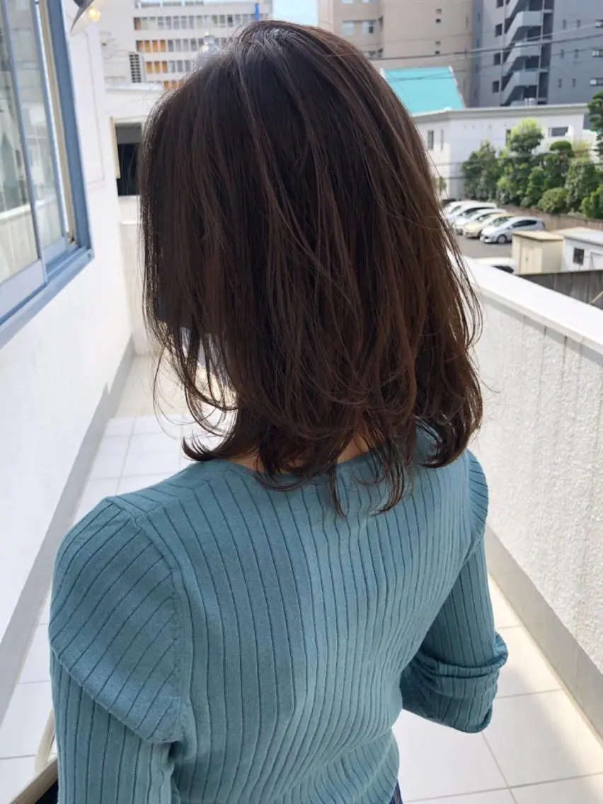 ミディアム レイヤーカット カット ヘアカラー トリートメント peige 斉藤✨大人ヘアー✨のヘアスタイル