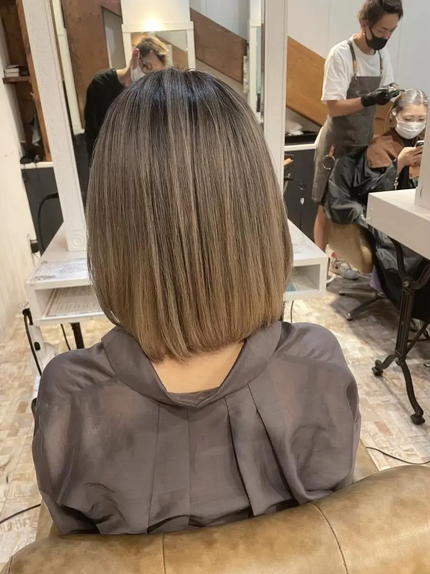 ショート お団子ヘア ミストバング ボブ ハイライト 姫カット 松本 湧貴 ショートスタイルのヘアスタイル