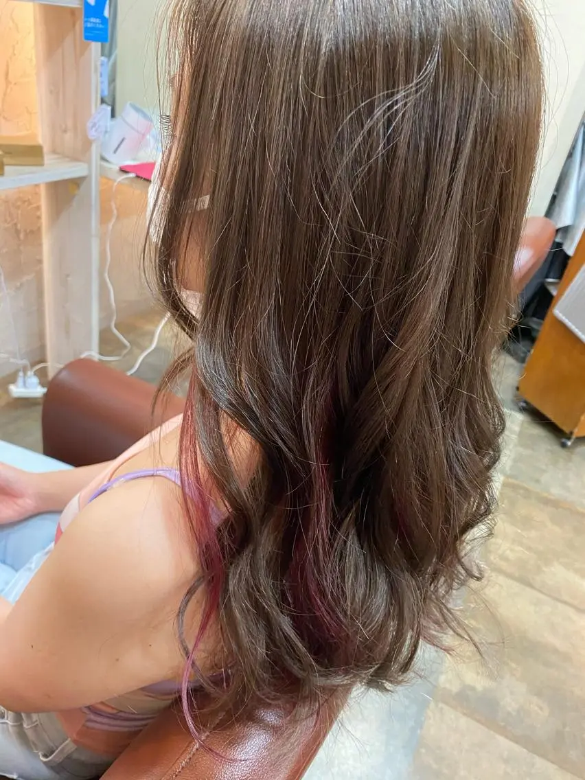 カラー ヘアアレンジ ブリーチ ブリーチなしカラー ピンクカラー ひきたみさと 大阪福島/スパニストのエステ・リラクイメージ