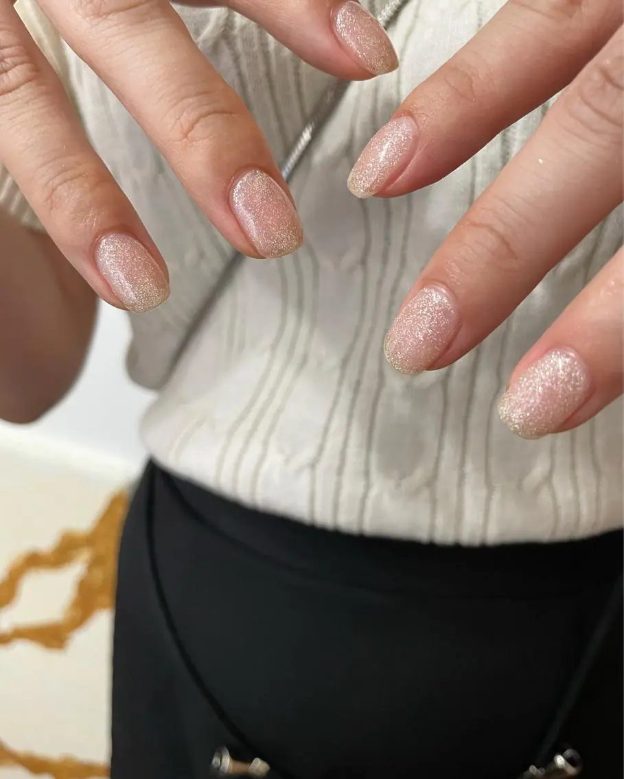 ネイル クリアネイル ホワイト ハンドネイル フットネイル kiii.__ ✴︎*のネイルデザイン