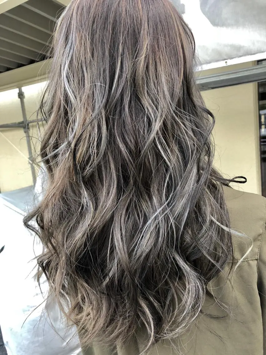 ロング カラー ヘアカラー レイヤーカット匠 イソザキノリユキのヘアスタイル