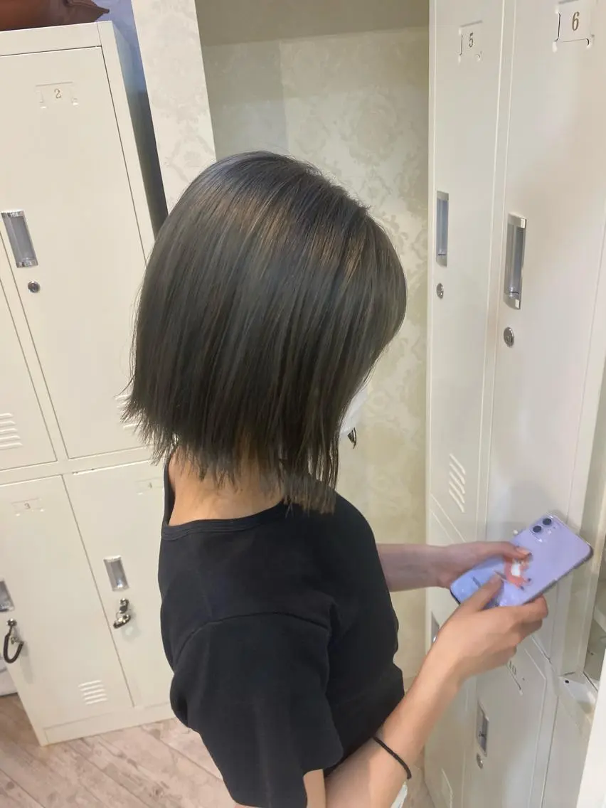 ミディアム 切りっぱなしボブ ボブ 髪質改善 ココロ☀️ CLUTCH天王寺店のヘアスタイル