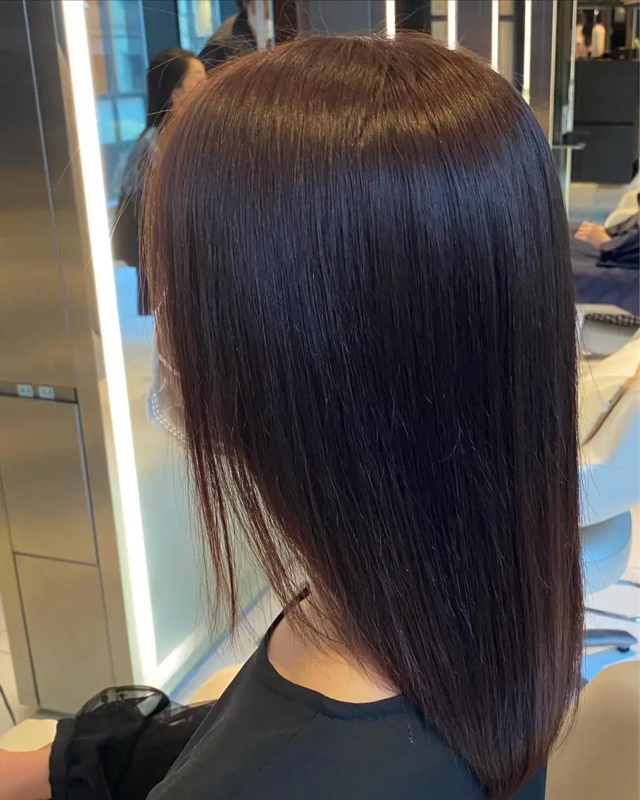 セミロング 髪質改善 川島　広大のヘアスタイル