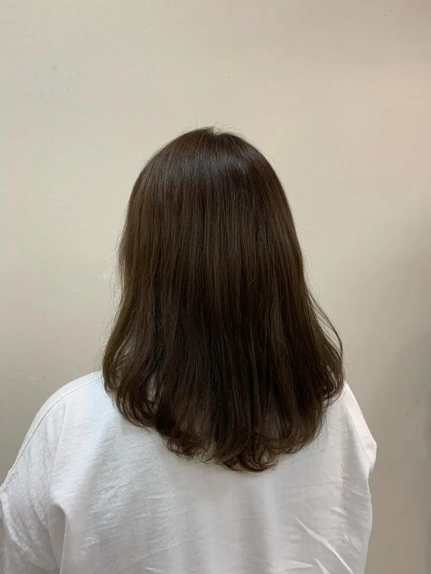 セミロング カラー matsuda rinaのヘアスタイル