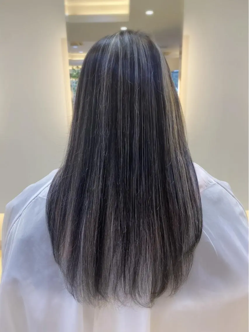ロング カラー ハイライトカラー ハイライト カット ヘアカラー 小顔レイヤー💗 木村実樹のヘアスタイル