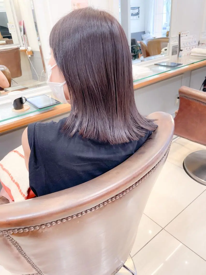 ミディアム カラー アッシュ アッシュグレー ボブ 切りっぱなしロブ カット ヘアカラー ✨カラー支持No.1 🧸ワキ カナコ🧸のヘアスタイル