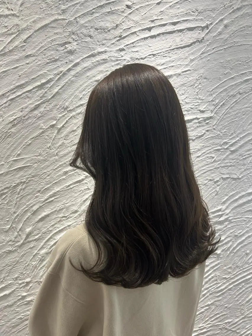 セミロング カラー 🥀韓国ヘア🥀 宮津真菜のヘアスタイル