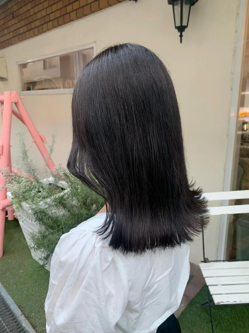 セミロング カット トリートメント 田中 優衣のヘアスタイル