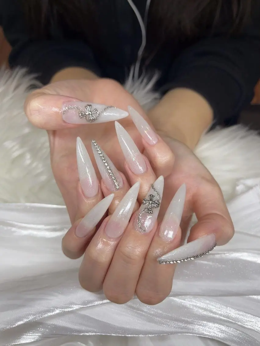 ネイル 長さ出し ジェルネイル 韓国ネイル マグネットネイル 持ち込み The Nail 大久保のネイルデザイン