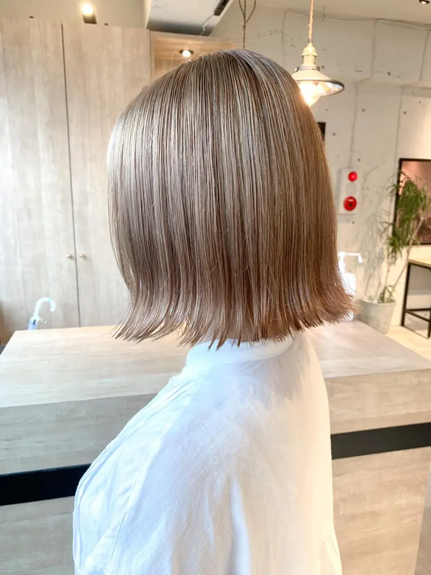 ショート カラー ヘアアレンジ ヘアカラー トリートメント yuka .のヘアスタイル