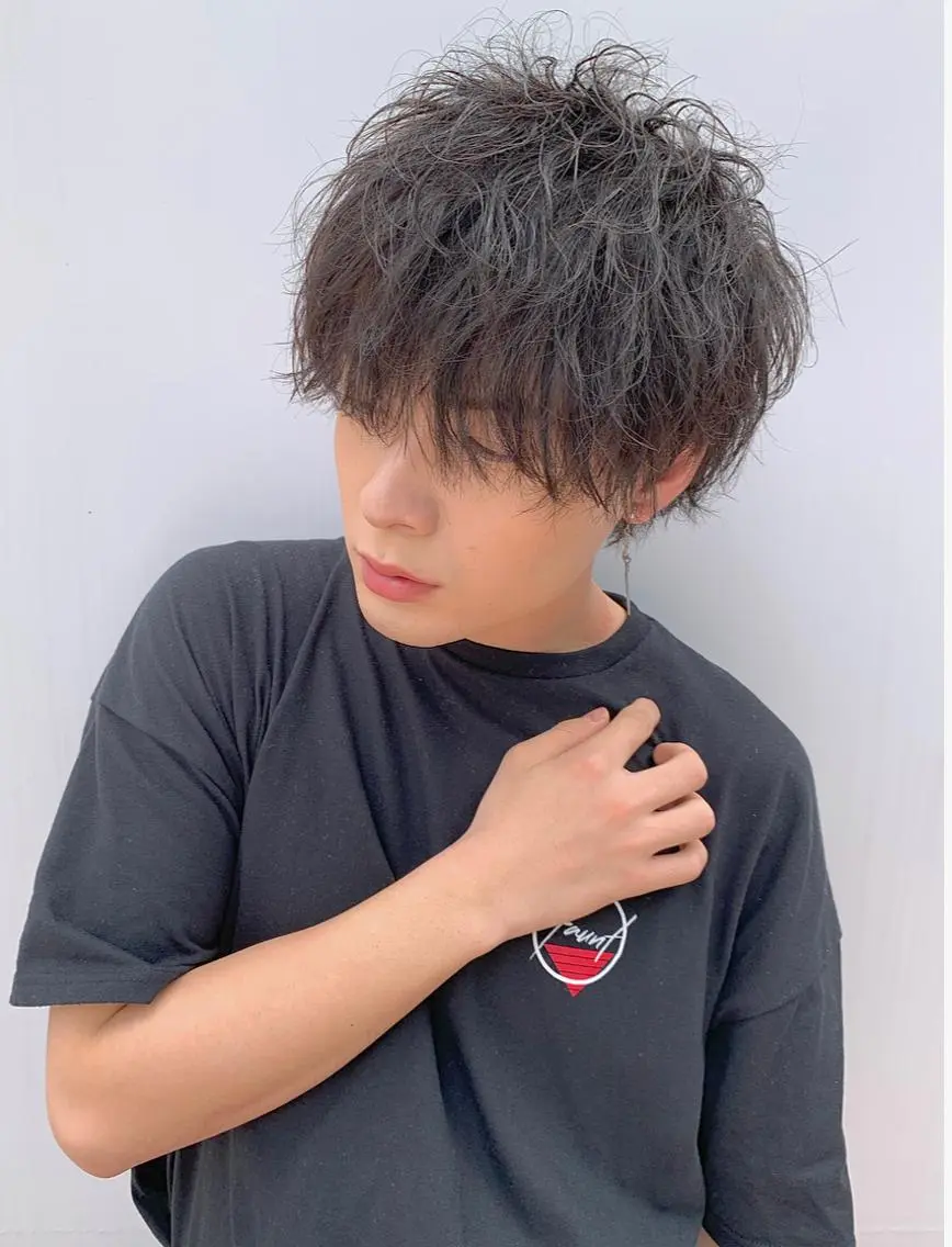 ショート カラー パーマ ヘアアレンジ メンズ メンズウルフカット ショートヘア ウルフカット 野木 良平のヘアスタイル