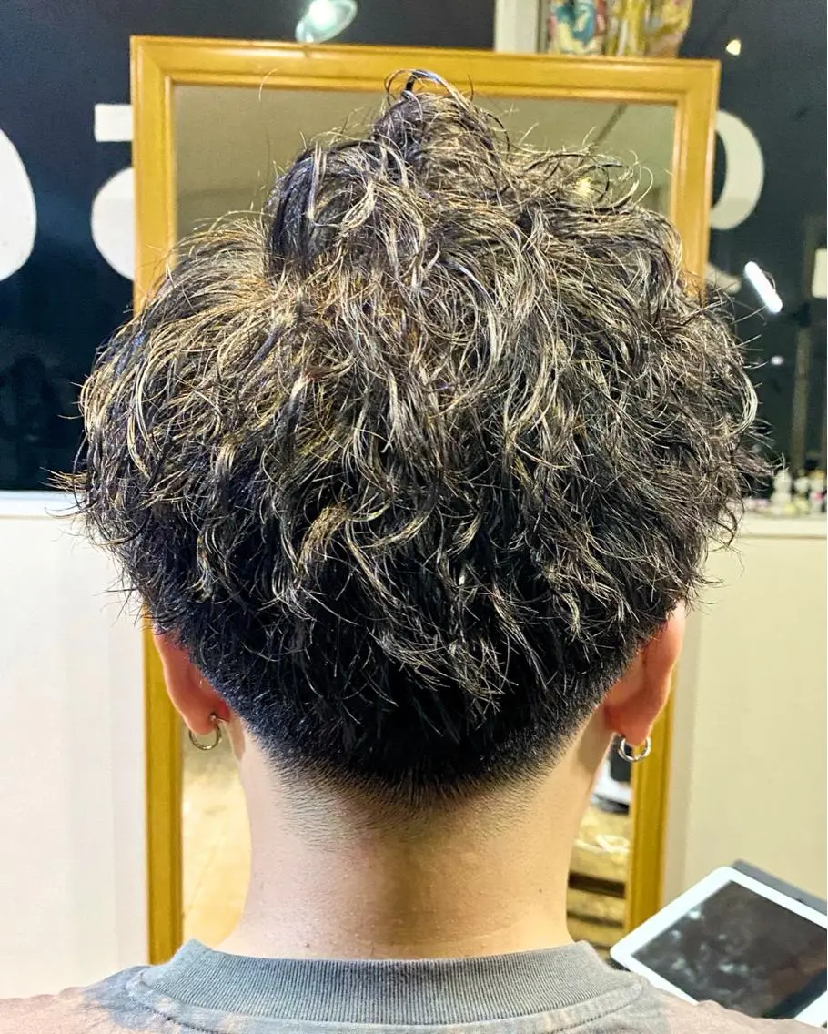 メンズ カット パーマ タカハシ ユウヤのヘアスタイル