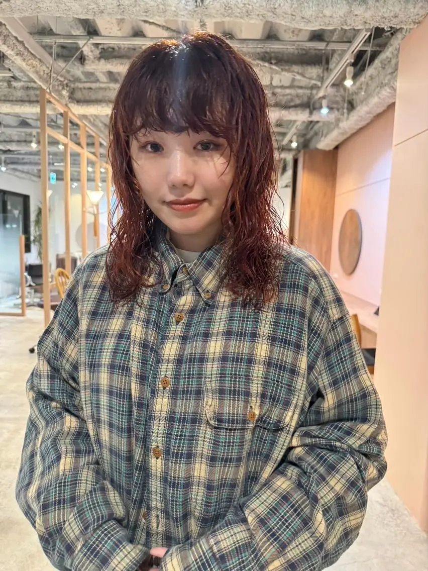 ミディアム パーマ カラー ショートボブ ミディアムパーマ アディクシーカラー ブリーチ ケアブリーチ カット ヘアカラー パーマ 縮毛矯正 honen hairのヘアスタイル