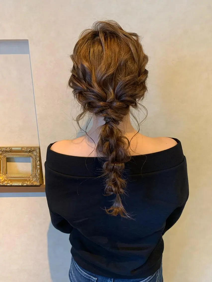 セミロング Lit.豊橋 夏目のヘアスタイル