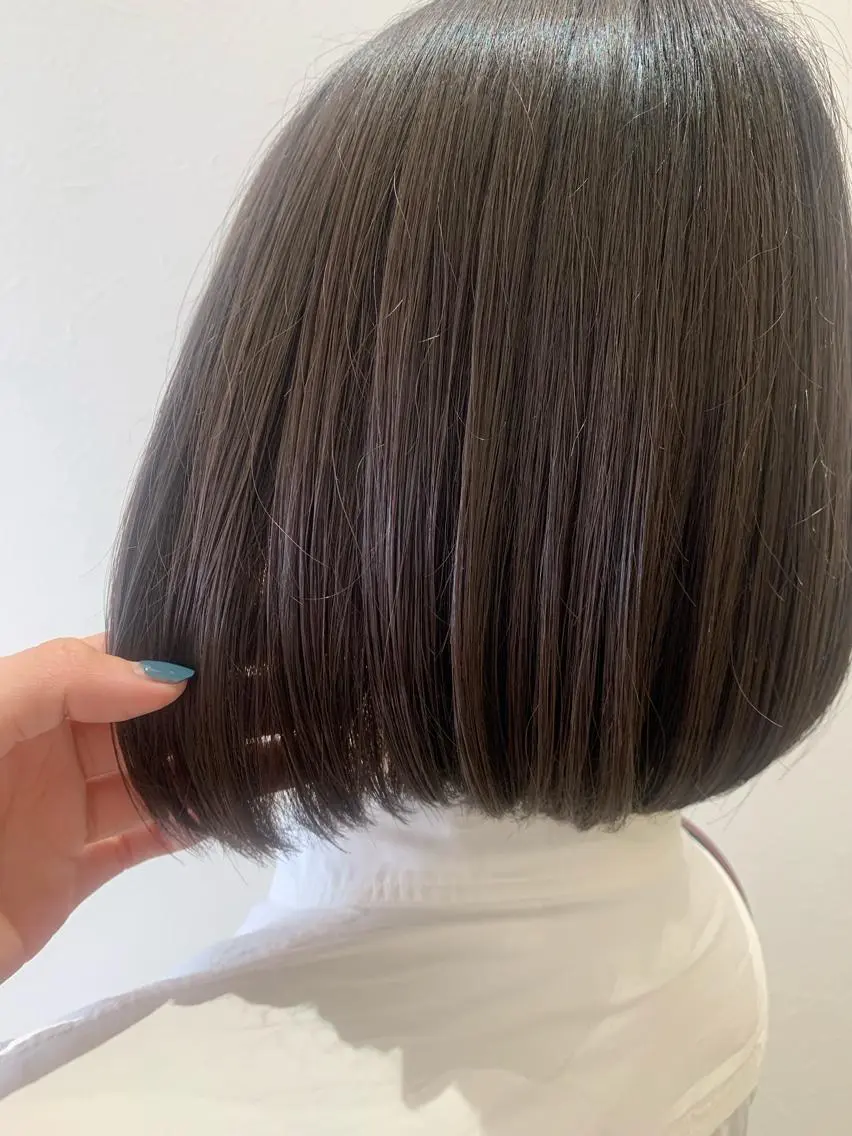 ショート カラー ベージュカラー ショコラベージュ hubhair レイヤー/透明感のヘアスタイル
