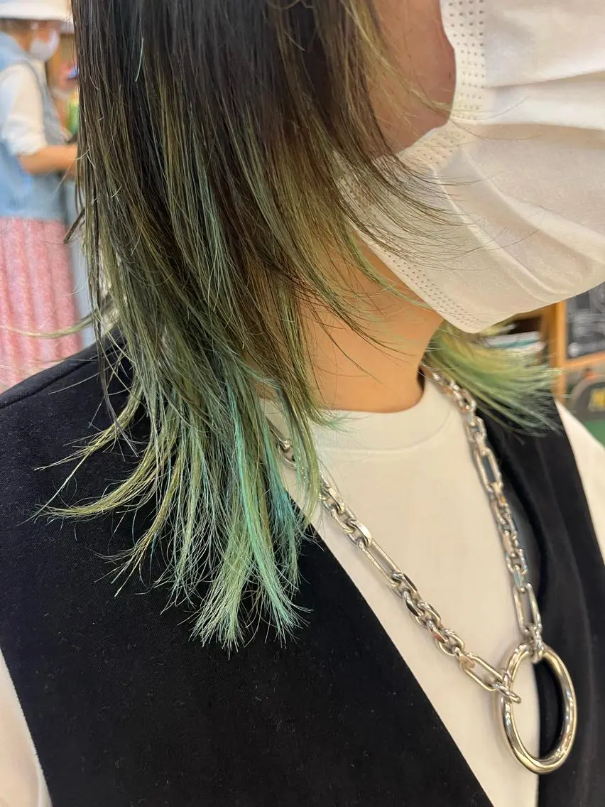 メンズ ヘアカラー トリートメント ♱地雷カラー♱ウルフ ♱ 藍衣 ♱のヘアスタイル