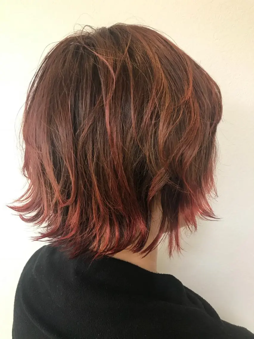 ショート カラー オレンジ スズキ シオリのヘアスタイル