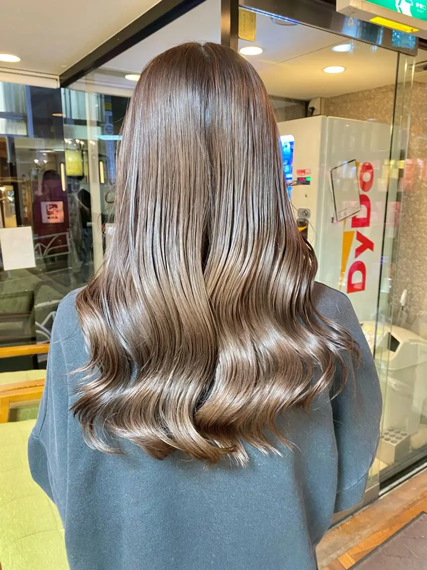 ロング カラー グレージュ ヨシンモリ 韓国風ヘア カット ヘアカラー トリートメント ボブ/縮毛矯正/ レイヤー/塚田のヘアスタイル
