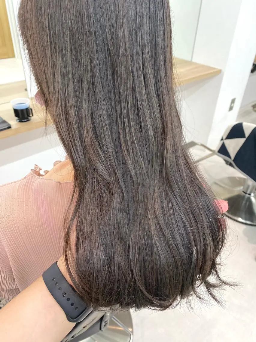 ロング カラー グレージュ ラベンダーカラー ラベンダーグレージュ ラベンダーグレー レイヤーボブ/ボブ 仲川和人のヘアスタイル