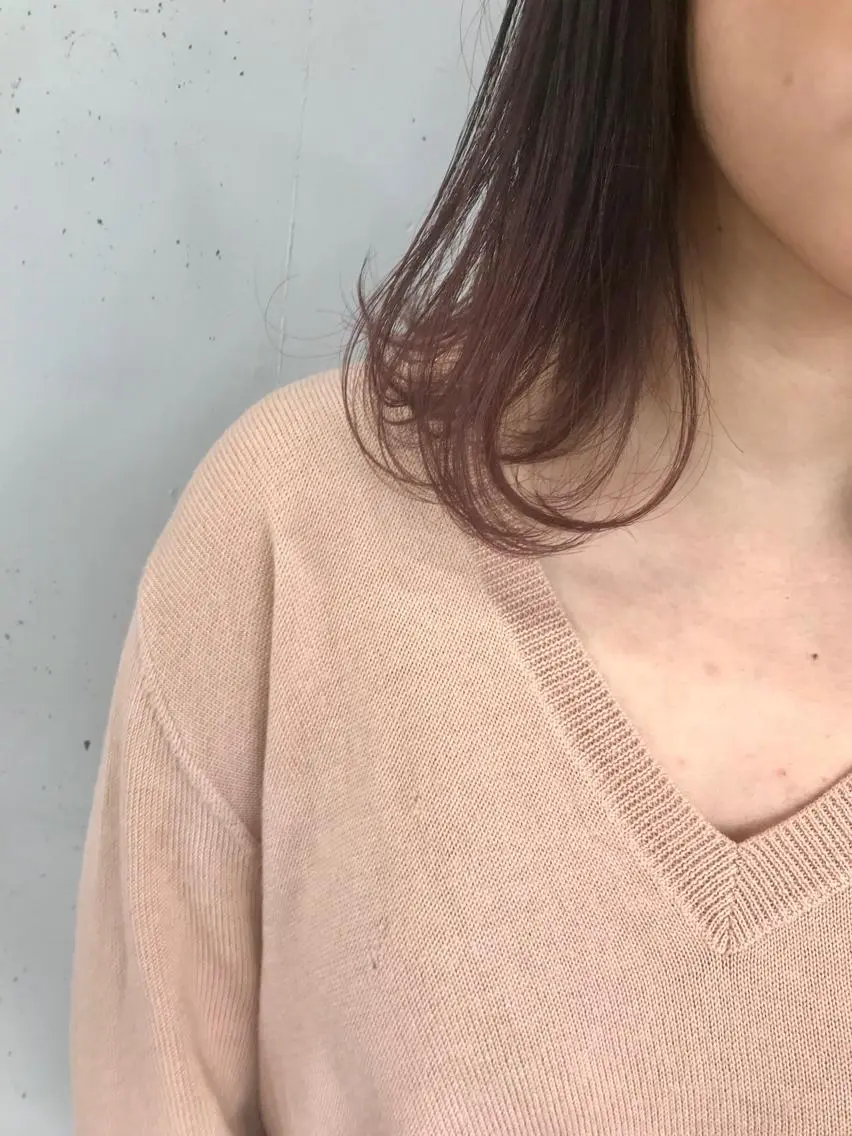 ミディアム カラー グラデーションカラー ピンクカラー 外ハネヘア ヘアカラー トリートメント 新井 広樹のヘアスタイル