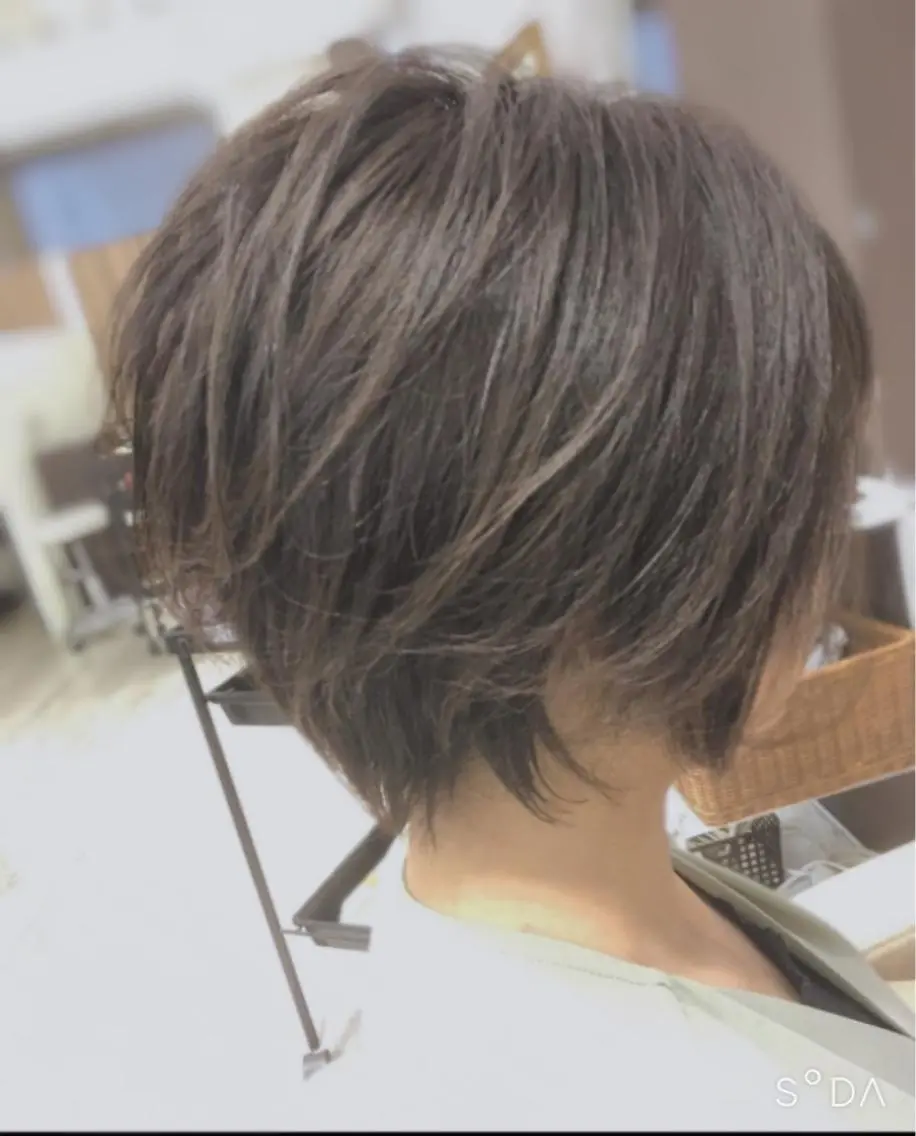 ショート カラー パーマ ショートボブ ボブ ショートヘア コトナ越谷店長 小川 良介のヘアスタイル