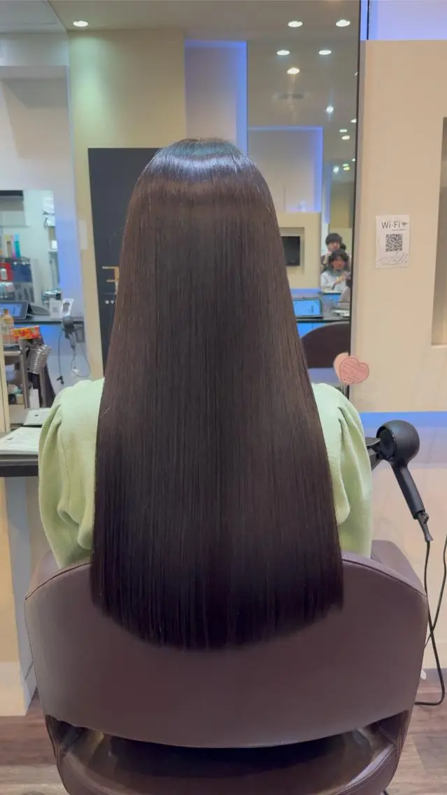 ロング 伸ばしかけ 縮毛矯正 縮毛矯正 トリートメント 作田 洋介のヘアスタイル