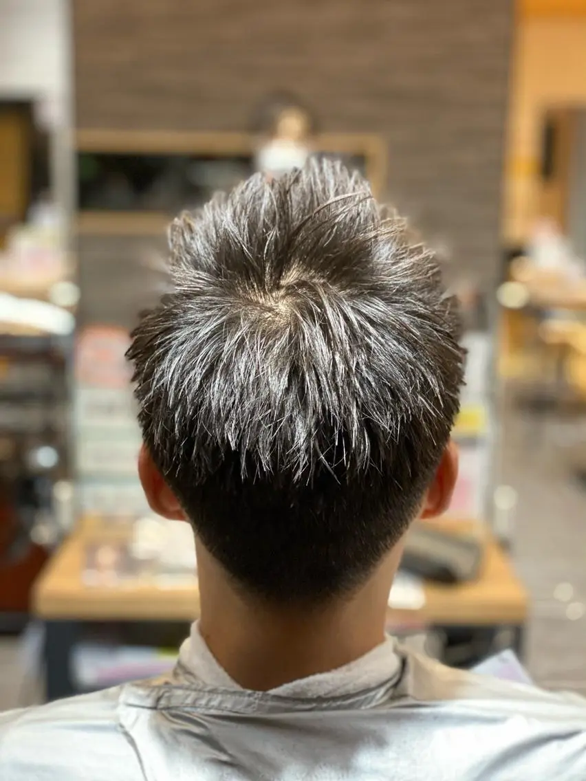 メンズ 尾崎 優也のヘアスタイル