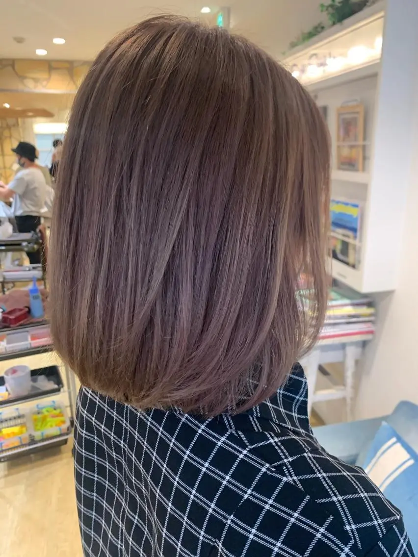 ミディアム ヘアカラー トリートメント 渋谷ハイトーン/ デザインカラー阿部のヘアスタイル