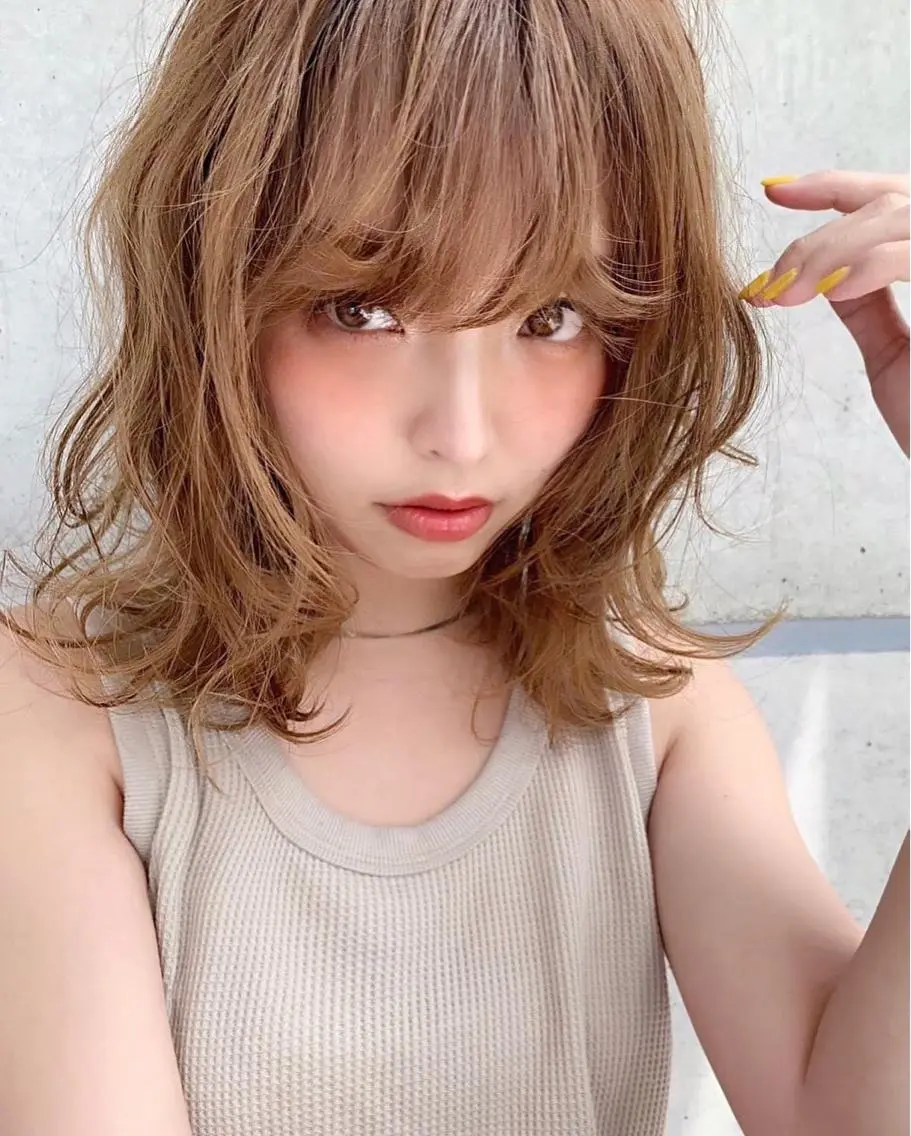 ミディアム 🫧レイヤーカット ・ハッシュ🫧龍星のヘアスタイル