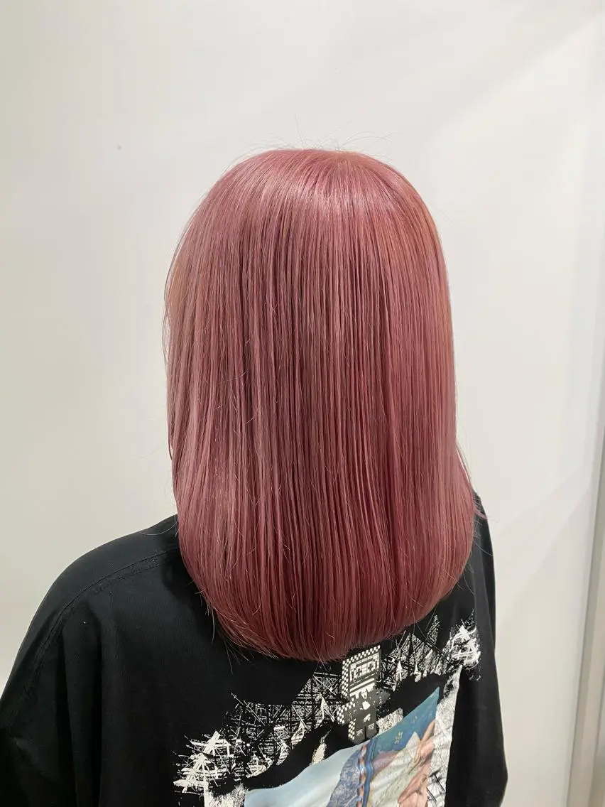 セミロング カラー たなか もえなのヘアスタイル