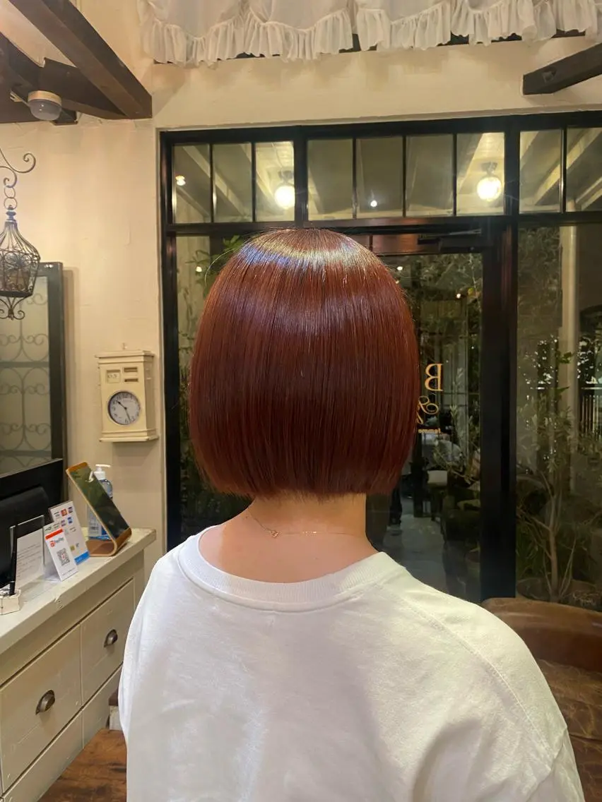 ショート トリートメント rena/レイヤー /顔まわりのヘアスタイル