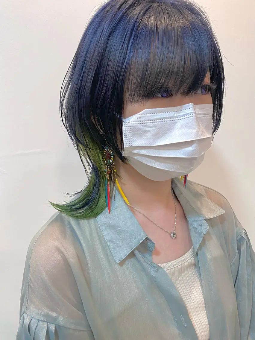 ミディアム ウルフカット 武内 凌レイヤーカット🐺のヘアスタイル