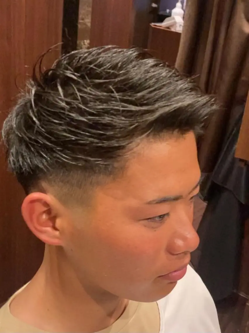 ショート 外国人風カラー ガンバレ原田 航海のヘアスタイル