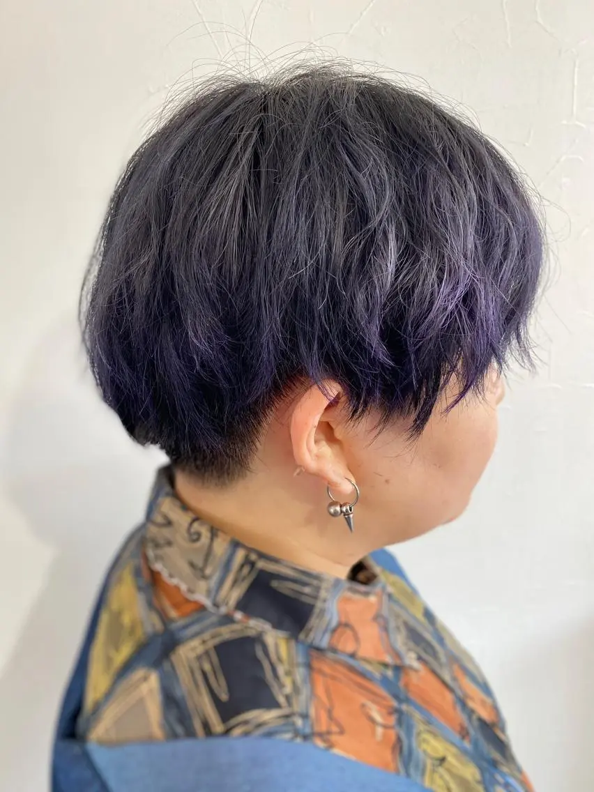ショート カラー メンズ メンズブリーチ ブリーチ パープルカラー くせ改善師 髪質改善師ゴトウのヘアスタイル
