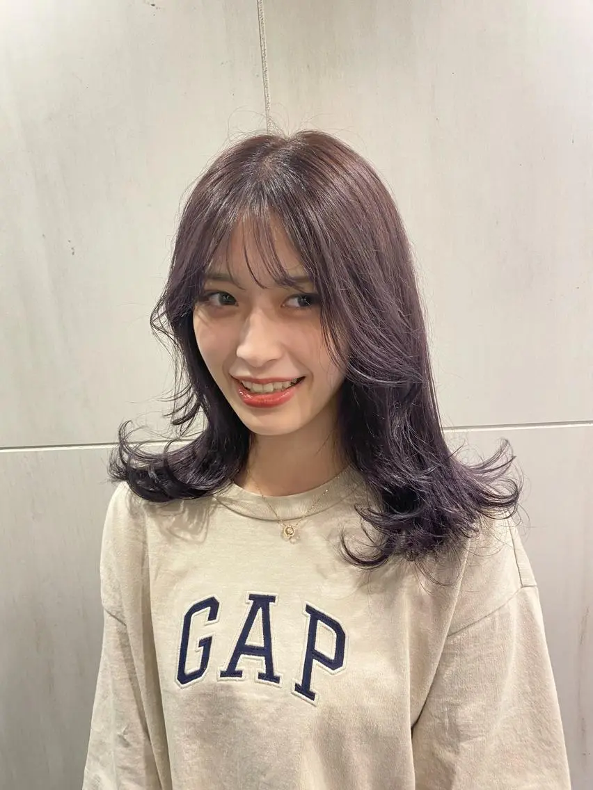 ミディアム デザインカラー/ボブ ブリーチカラー/ユリのヘアスタイル