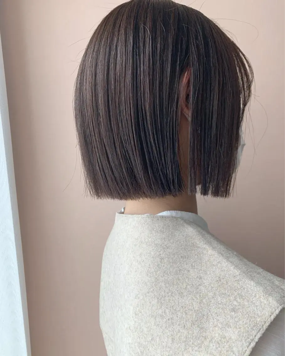 ショート カラー 切りっぱなしボブ ボブ hubhair レイヤー/透明感のヘアスタイル