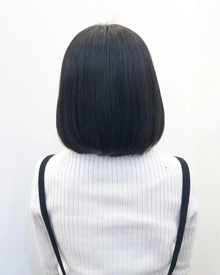 ショート ツノガイ エリのヘアスタイル