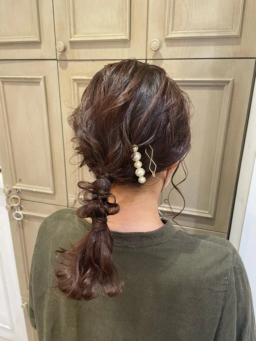セミロング ヘアアレンジ シールエクステ横浜 🐏☁️miminaのヘアスタイル