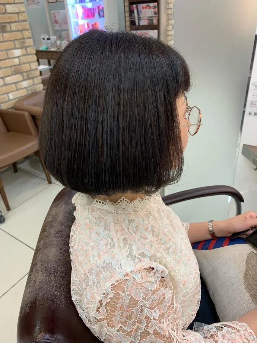 ミディアム 羽エクステ🪽 🤍まき🤍のヘアスタイル