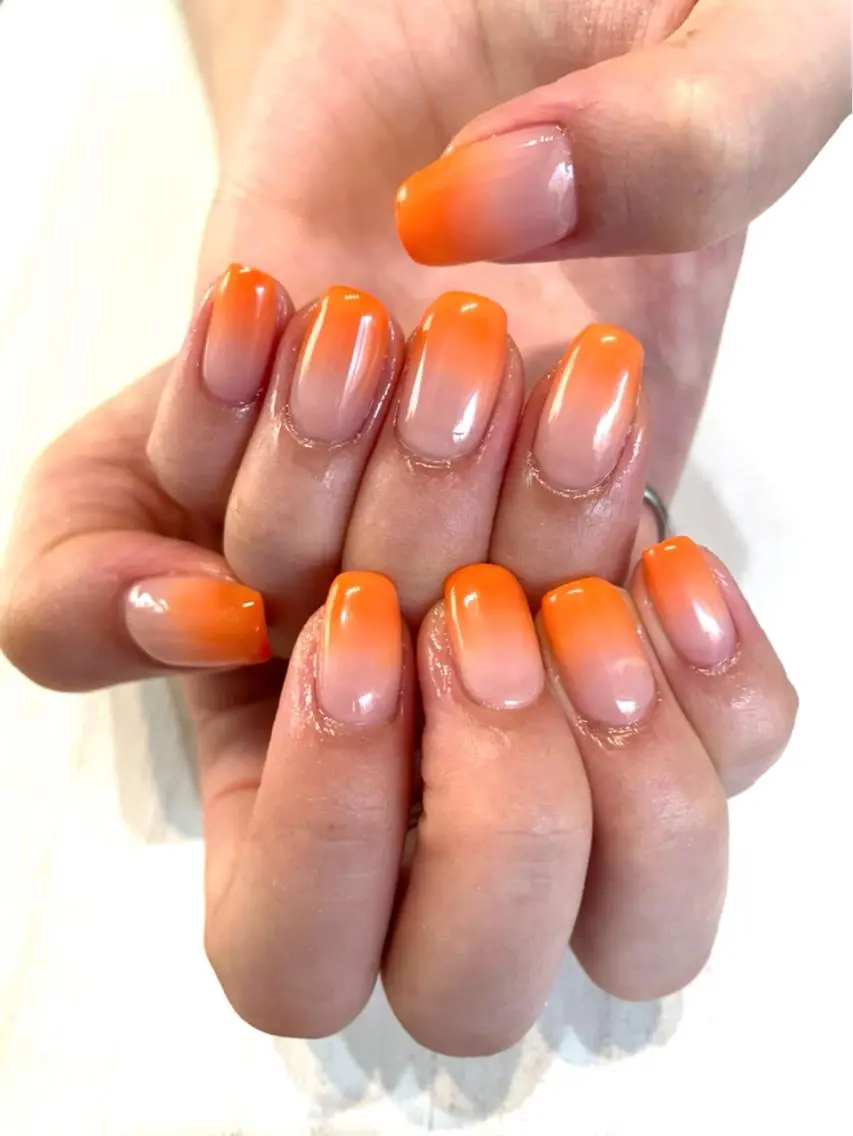 ミディアム ネイル ハンドネイル spell nailのネイルデザイン