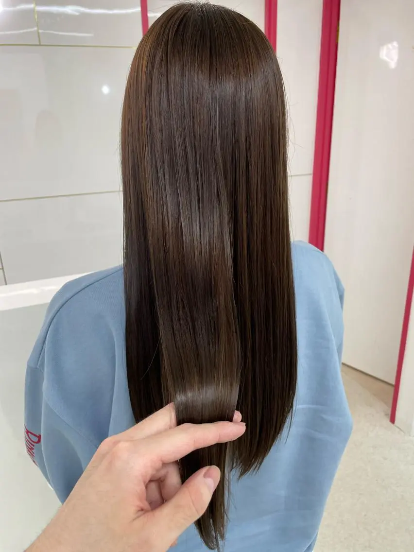 ロング カラー カット ヘアカラー トリートメント 冨木 雄斗のヘアスタイル