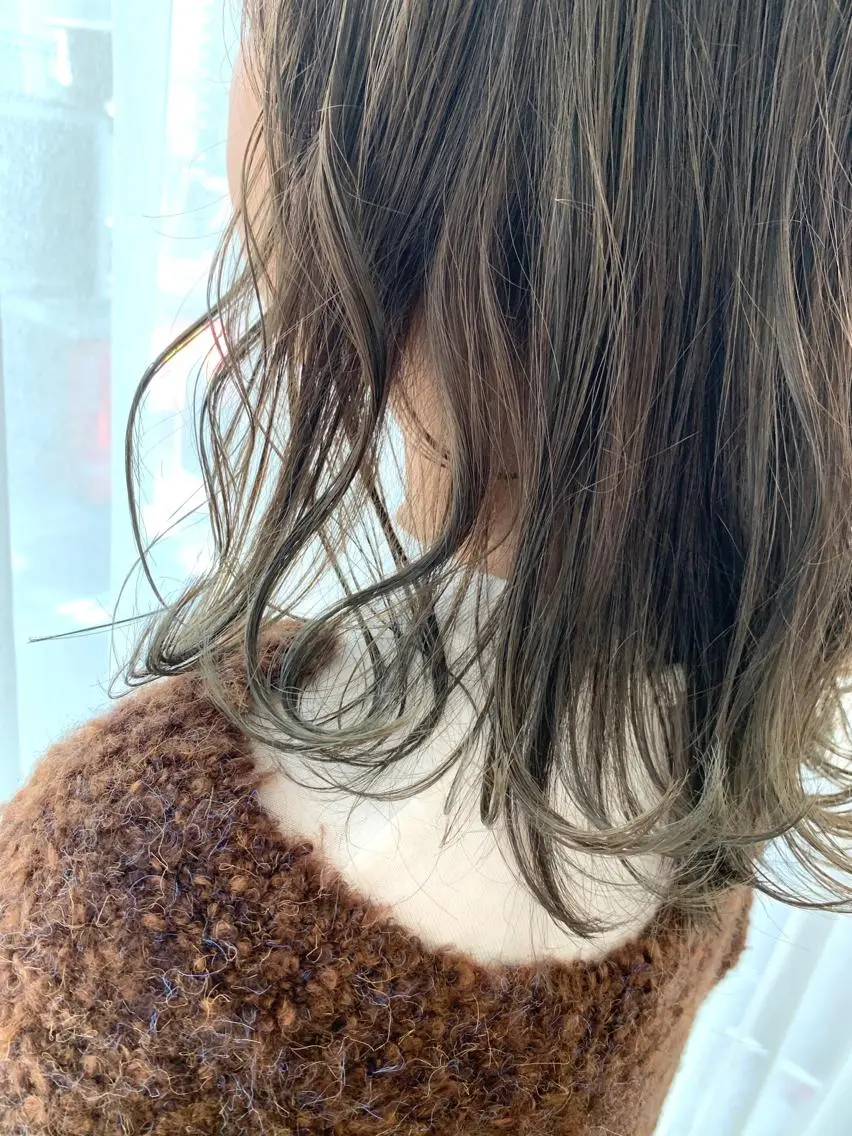 ミディアム カラー オリーブカラー ✨カラー支持No.1 🧸ワキ カナコ🧸のヘアスタイル